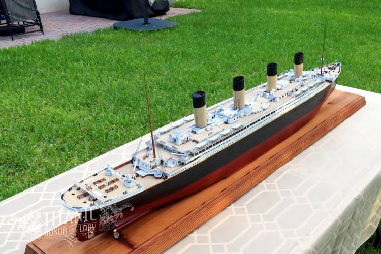 Модель «Титаника» в масштабе 1/200 фирмы Trumpeter