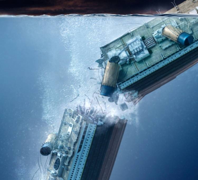 Мог ли «Титаник» разломиться не на две, а на три части?