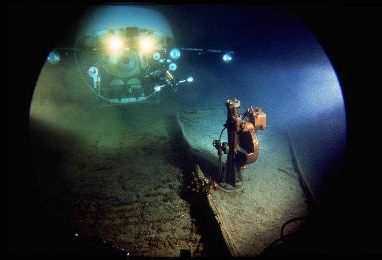 Золотой период экспедиций к «Титанику»: аппараты «Мир» на мостике «Титаника»